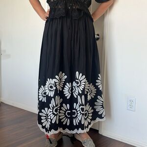 New Elie Tahari Black Skirt with White Floral Pattern